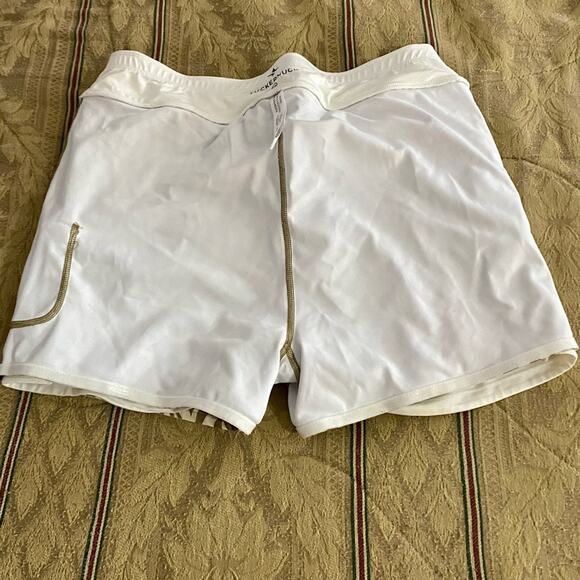 Tuckernuck Tnuck Sport White Scalloped 14” Lined Tennis Skirt Women’s XXL NWT - Picture 10 of 12
